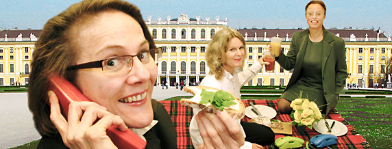 Martina Montecuccoli, Beate Scholz und Anita Prammer vor Schloss Schönbrunn
